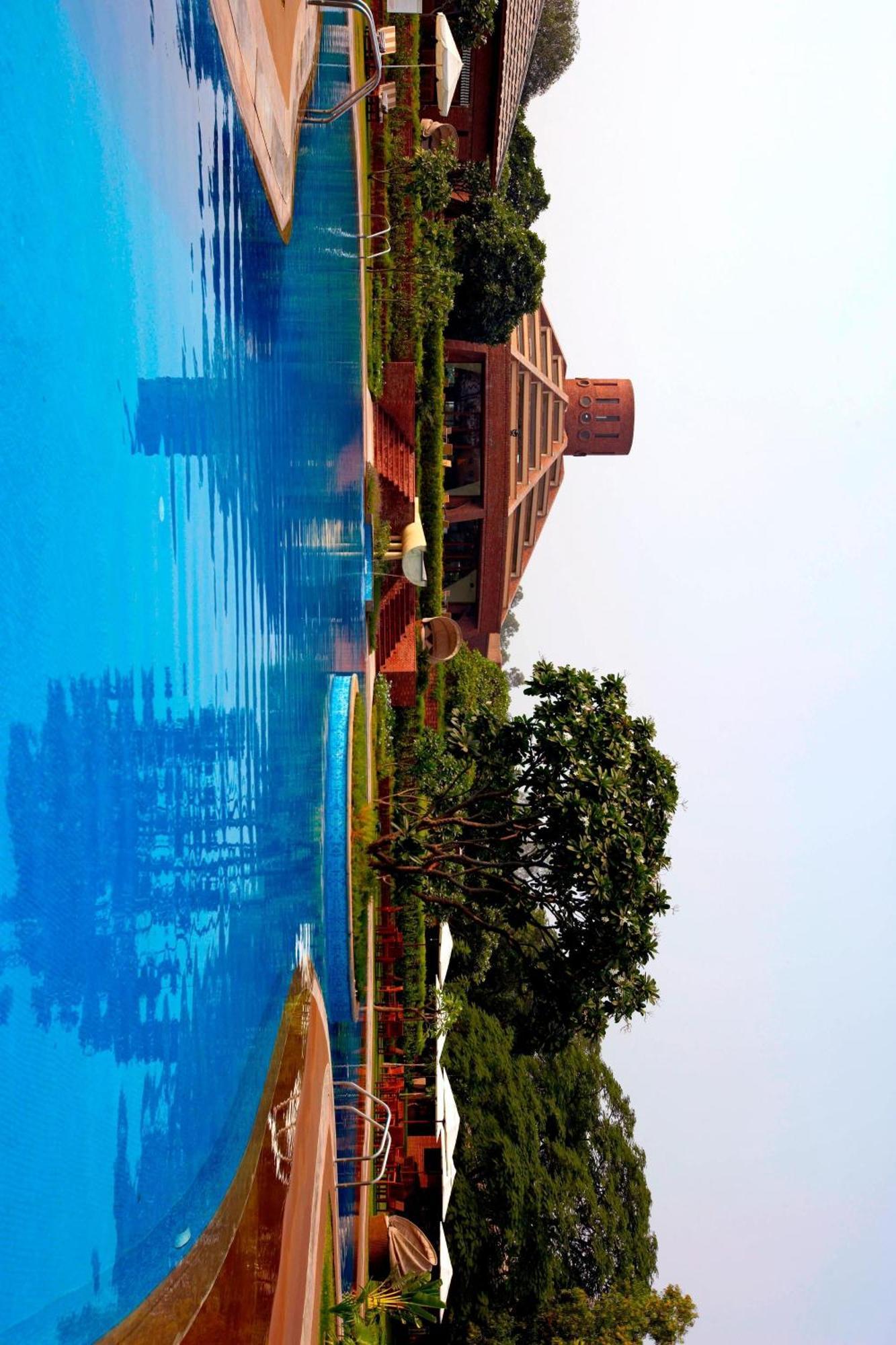 The Westin Sohna Resort & Spa Gurgaon Exterior photo